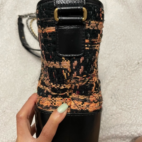 Chanel Gabrielle Tweed black size Medium - Picture 6 of 9